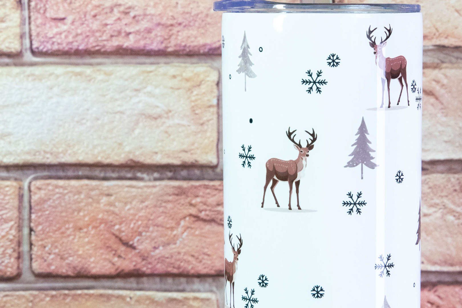 TERMO kelímek KudrnkaART – zimní motiv s jeleny